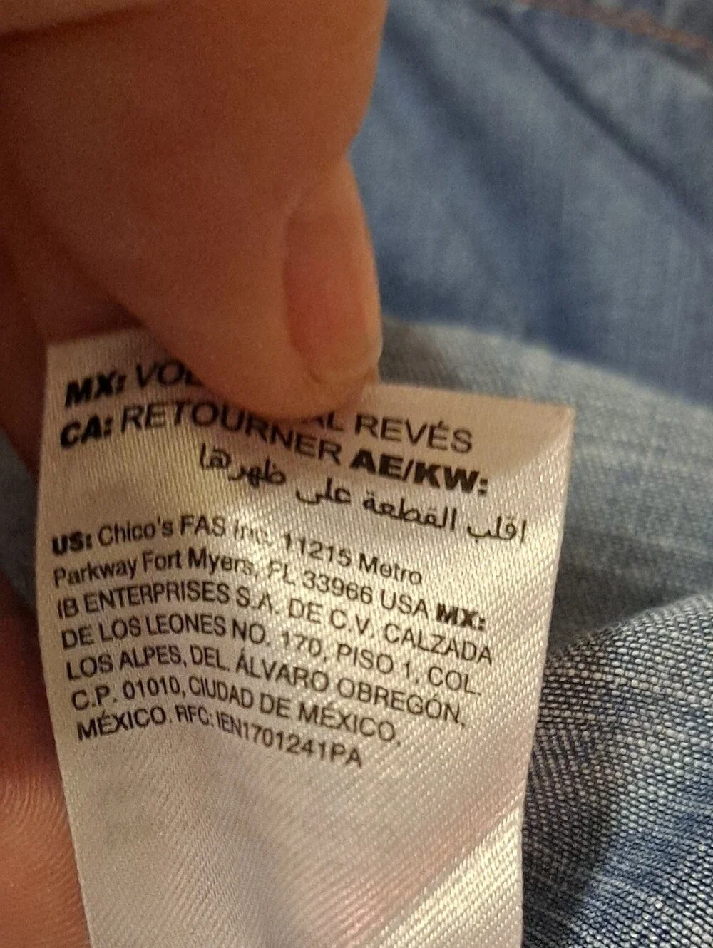Chico's Sz 3 Denim-Look Sleeveless Tank Top in Blue - Picture 6 of 7